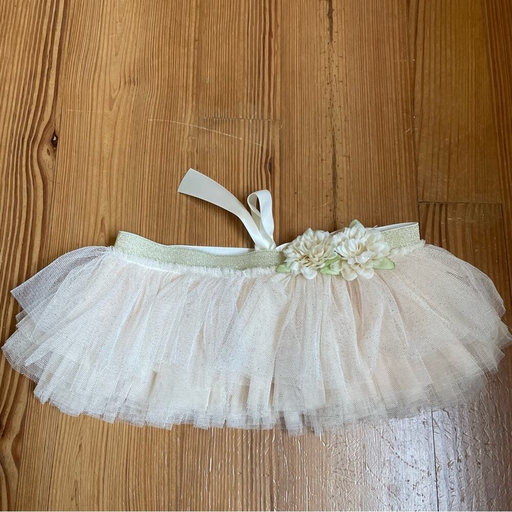 Toby‎ newborn ivory cream floral tutu SIZE NB